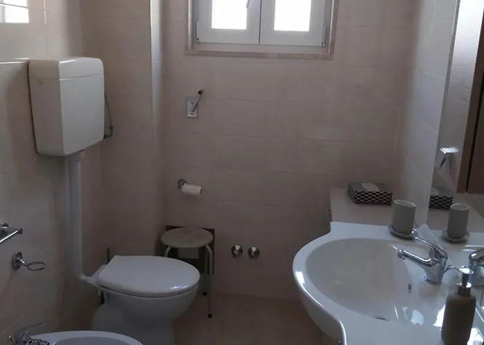 L'orchidea Λέτσε